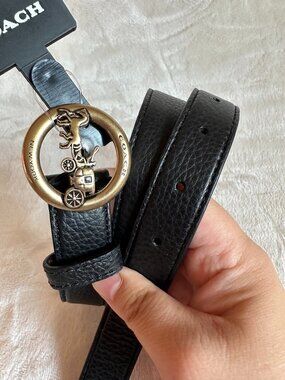 NWT! Coach F78181 Women's Horse and Carriage Gold Buckle Belt In Black Size S